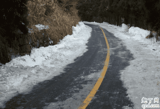 高速上可以用防滑鏈嗎 汽車防滑鏈裝幾條3