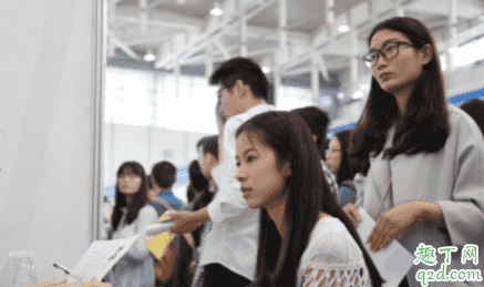 畢業求職公司看學歷還是能力 畢業生如何擇業 3