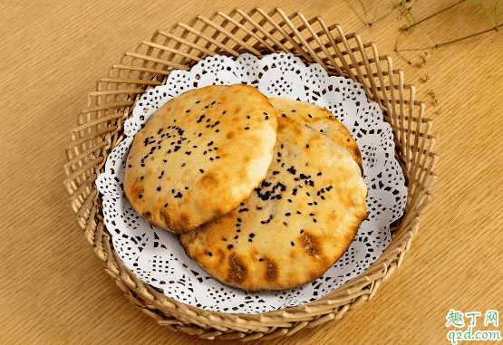 燒餅涼了為什么會發(fā)硬 燒餅涼了不發(fā)硬的秘訣2