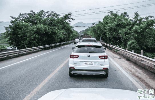 如果剎車失靈可以拉手剎嗎 高速行駛時(shí)拉手剎能制動(dòng)嗎4