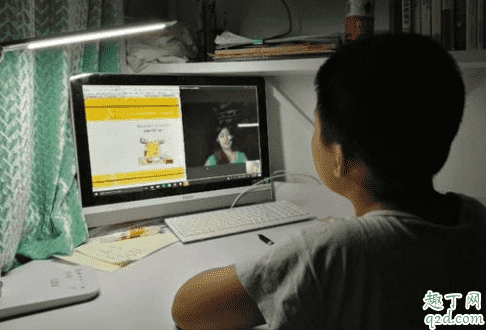 上網(wǎng)課用電腦還是手機(jī)好 上網(wǎng)課用什么設(shè)備比較好2