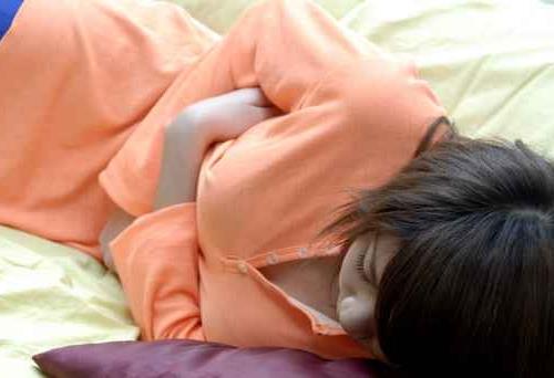 冬天女性小肚子冰涼怎么辦？女性宮寒的調理方法