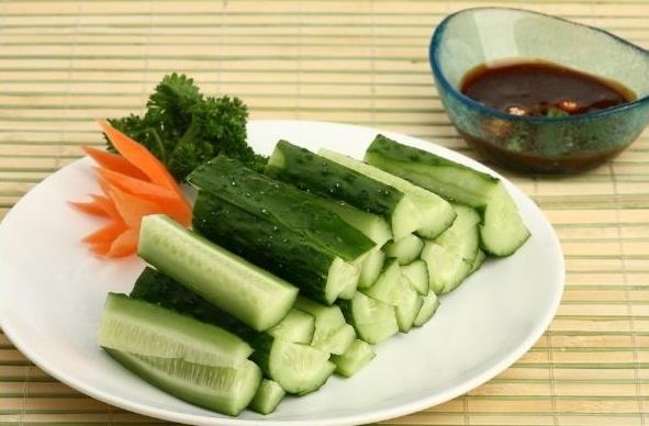 吃黃瓜蘸什么醬好吃？吃黃瓜時(shí)蘸什么醬好？