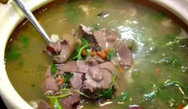 伏天吃狗肉的說法從哪來？大鍋煮狗肉放什么調料？