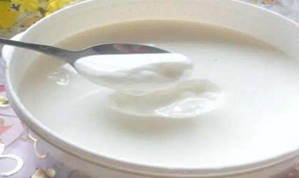 酸奶放車(chē)?yán)锔邷剡€能喝嗎？ 飯后多久可以喝酸奶？