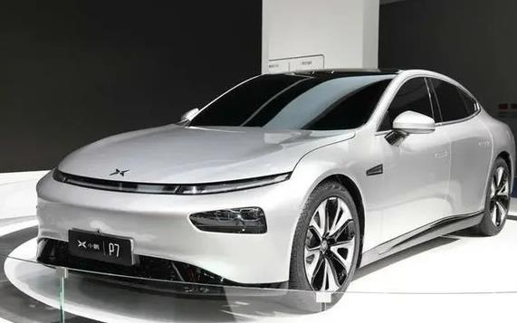 小鵬汽車是誰(shuí)創(chuàng)立的？小鵬P7電池能用幾年
