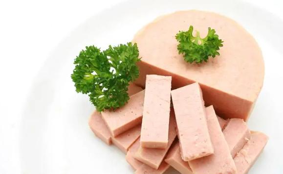午餐肉罐頭如何挑選？午餐肉罐頭常見吃法