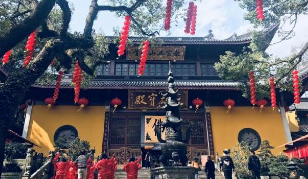 靈隱寺要門票嗎(飛來峰45.00元，靈隱寺30元無學生證票)