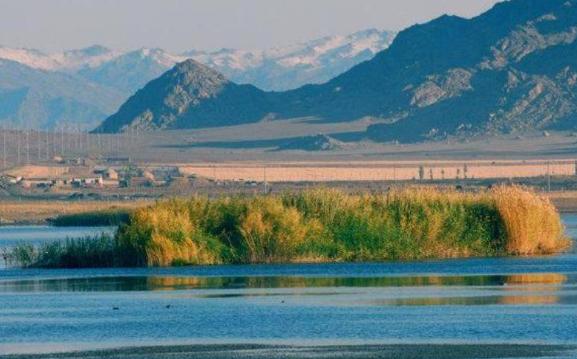 可可托海屬于哪個(gè)地區(qū)？可可托海在伊犁嗎